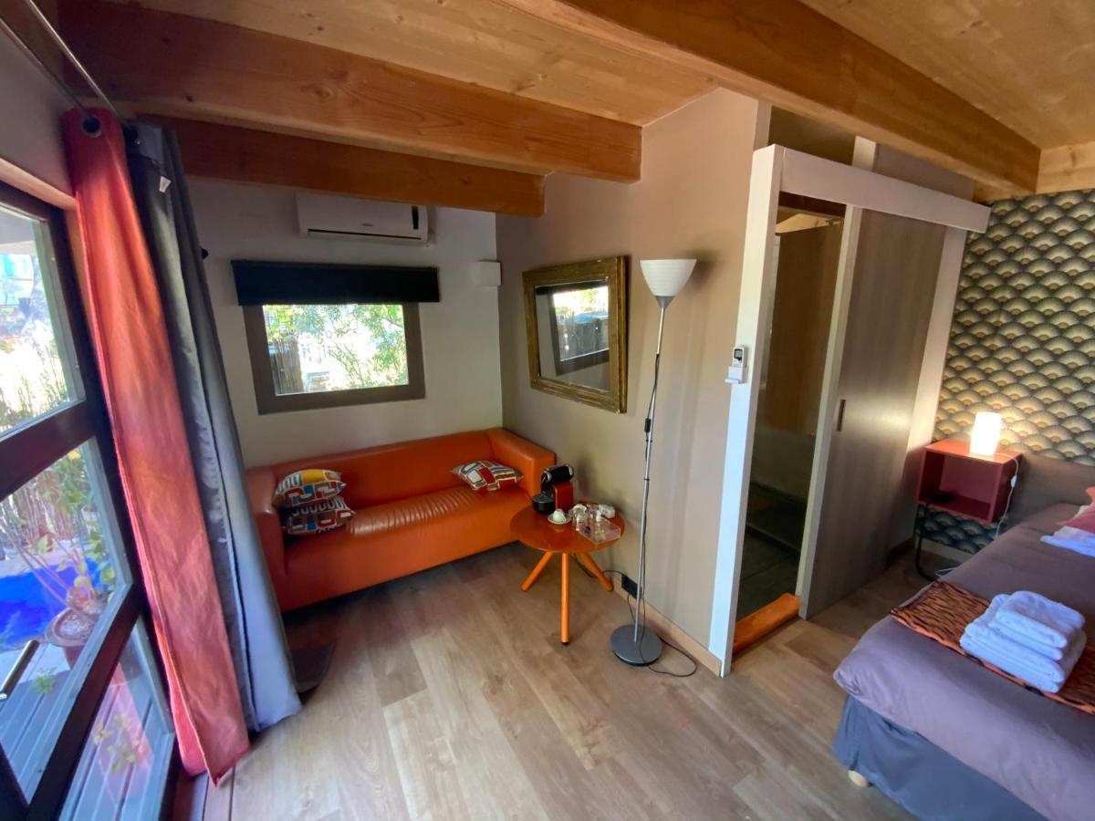 Inn 4 Bears Nîmes Eksteriør billede